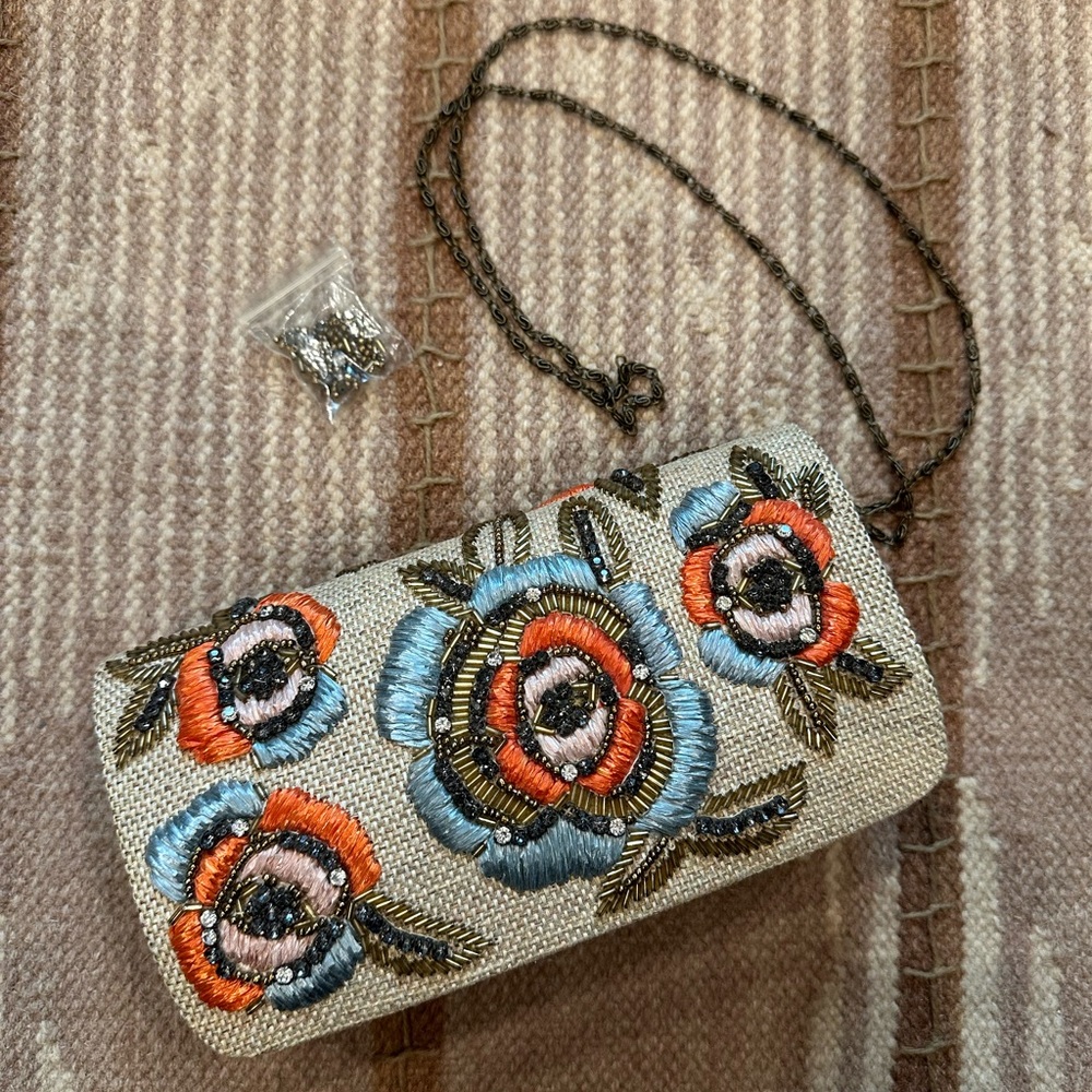 Anthropologie Embroidered Floral Clutch - Picture 2 of 5